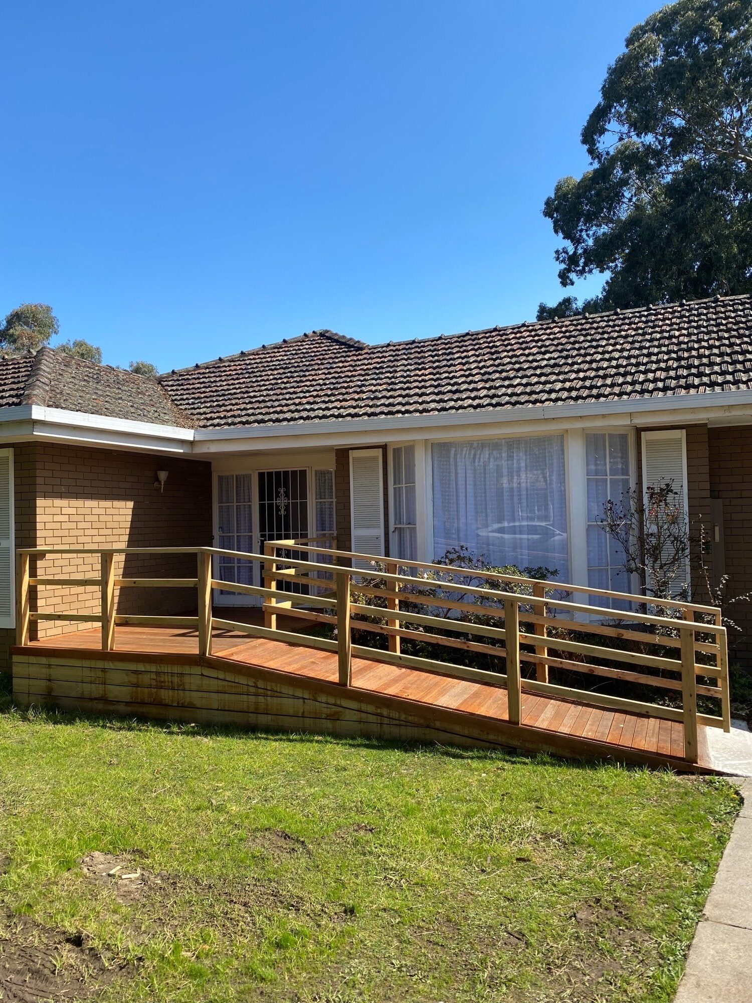 01 elm street bayswater front entrance ramp