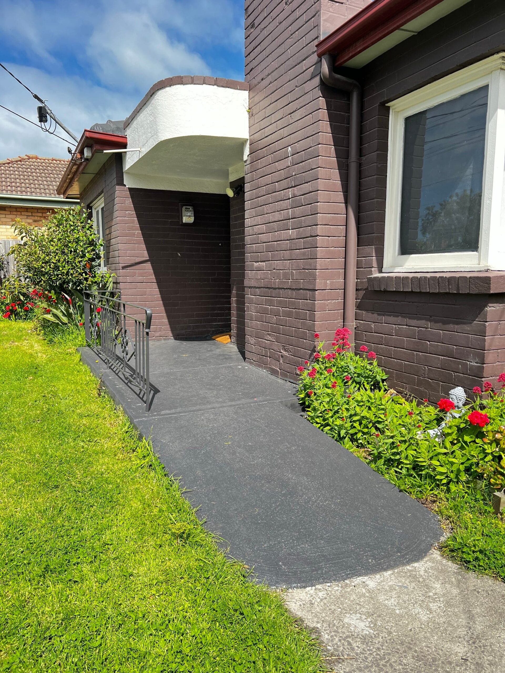 02 warrigal road cheltenham front entrance ramp